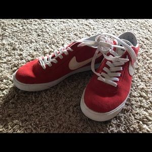 Suede Nike skater-style shoes